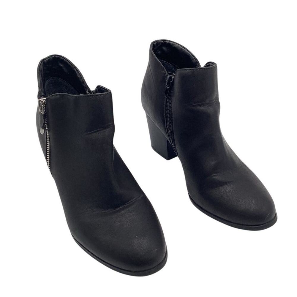 Style & Co. Women's Black Ankleโ Booties Size 9M